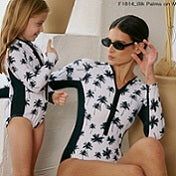 F1814-Black Palms on White